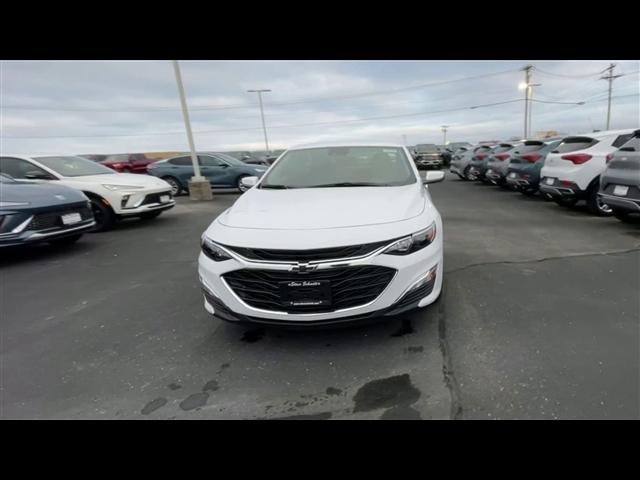 new 2025 Chevrolet Malibu car, priced at $27,495