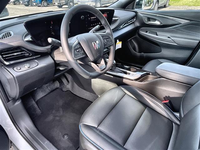 new 2025 Buick Envista car, priced at $28,501