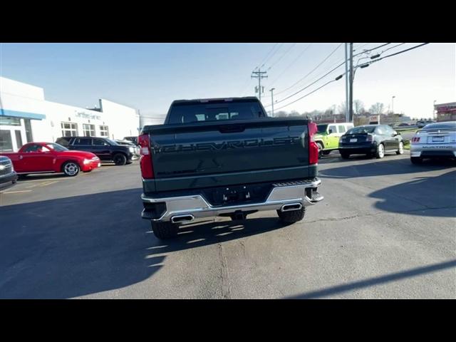 new 2025 Chevrolet Silverado 1500 car, priced at $54,718