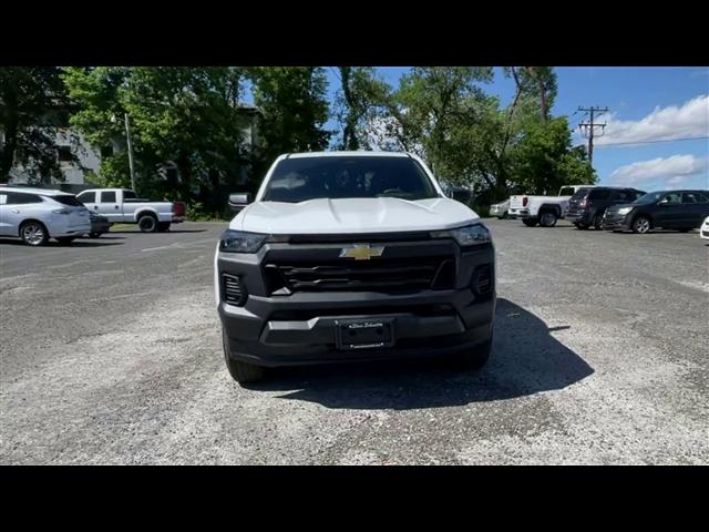 new 2025 Chevrolet Colorado car, priced at $31,915