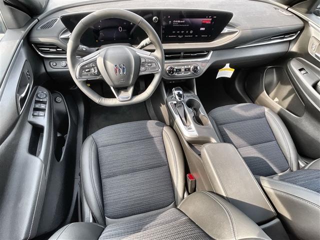 new 2025 Buick Envista car, priced at $26,760