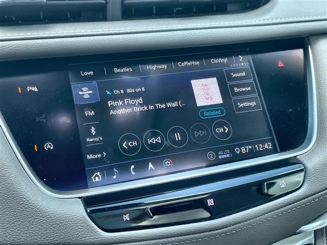used 2020 Cadillac XT5 car, priced at $24,623