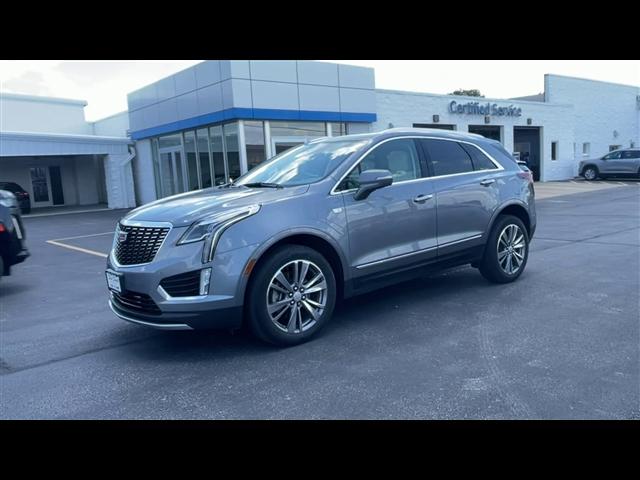 used 2020 Cadillac XT5 car, priced at $24,623