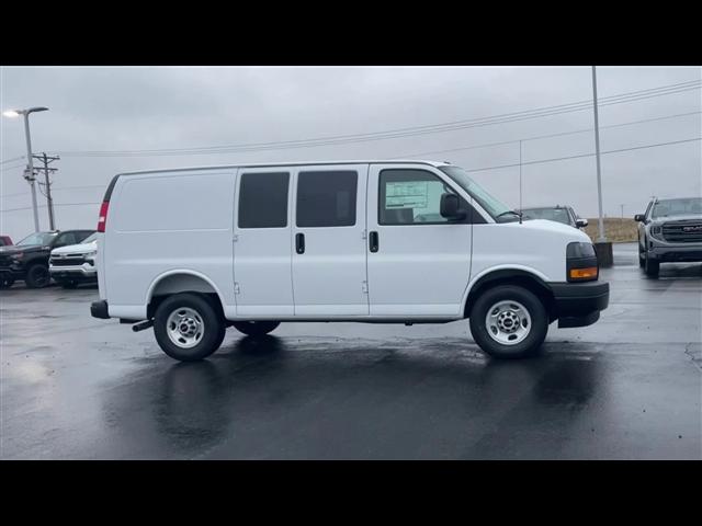 new 2025 GMC Savana 2500 car, priced at $45,523