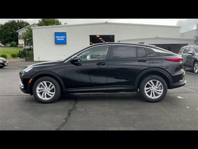 new 2025 Buick Envista car, priced at $26,645
