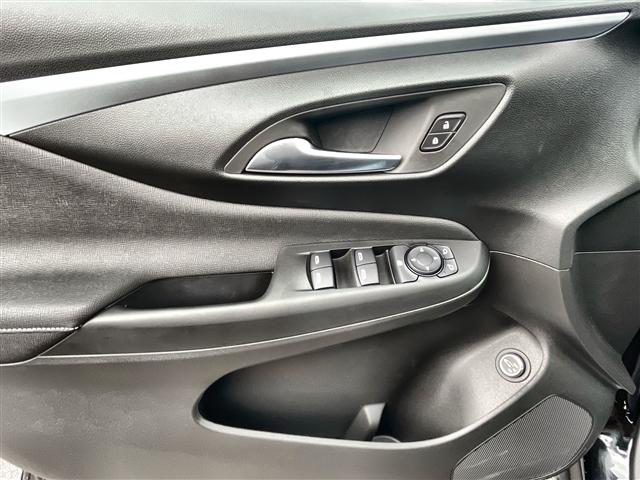 new 2025 Buick Envista car, priced at $26,645