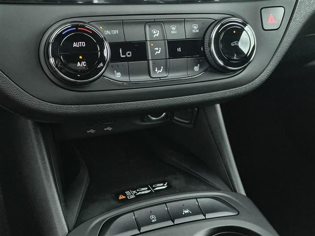 new 2025 Buick Envista car, priced at $26,645