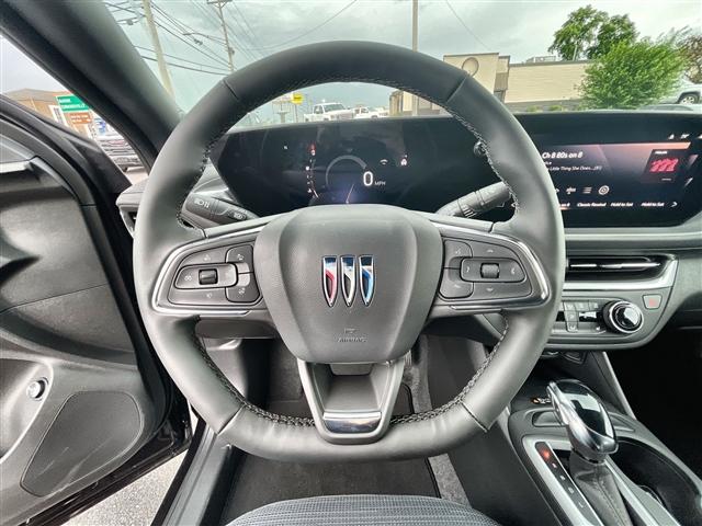 new 2025 Buick Envista car, priced at $26,645