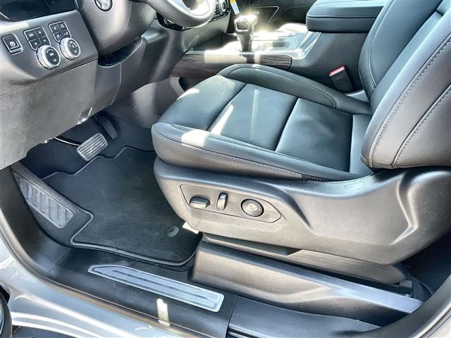 new 2025 GMC Sierra 1500 car, priced at $56,874