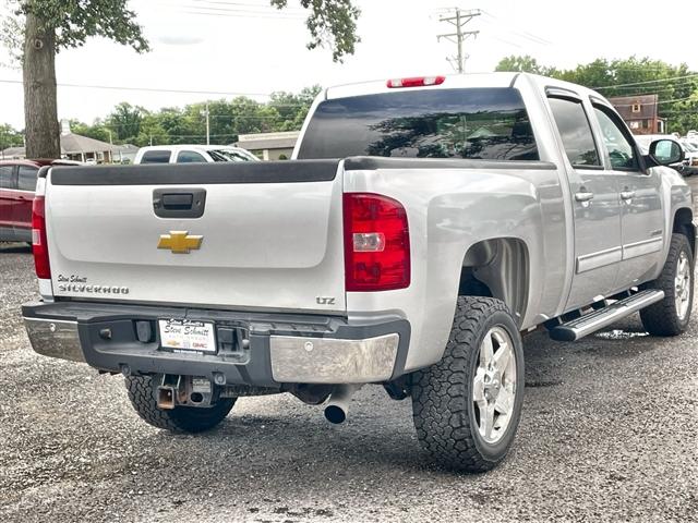 used 2014 Chevrolet Silverado 2500 car, priced at $25,998