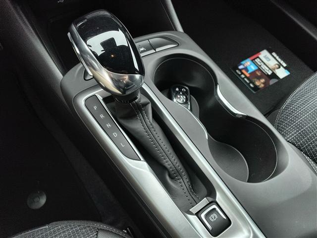 new 2025 Buick Envista car, priced at $25,787