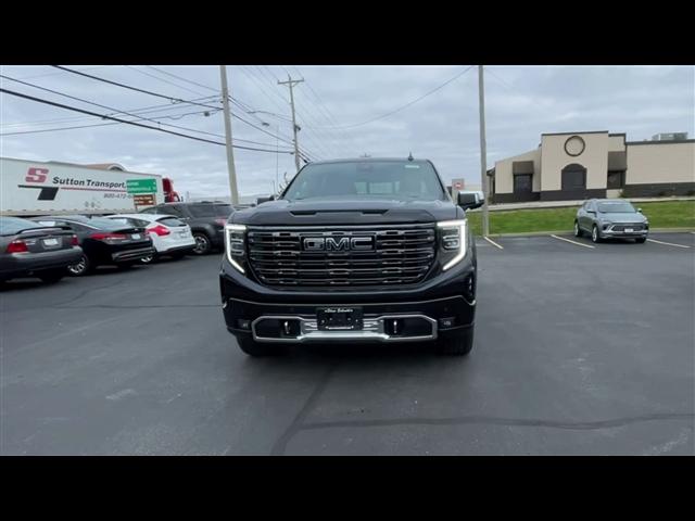 new 2025 GMC Sierra 1500 car, priced at $78,005