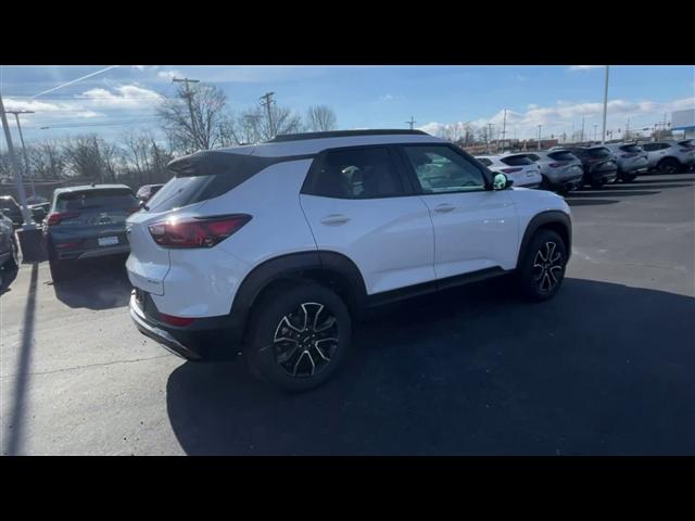 new 2025 Chevrolet TrailBlazer car, priced at $32,720