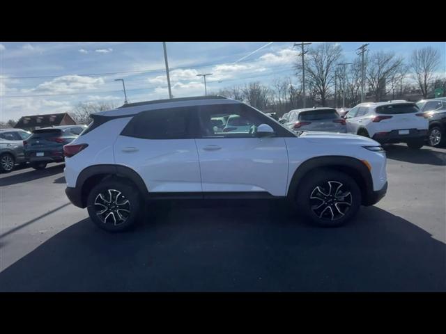 new 2025 Chevrolet TrailBlazer car, priced at $32,720