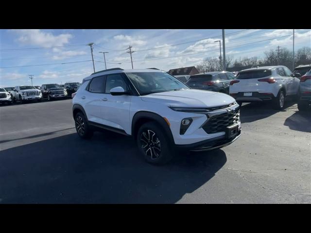 new 2025 Chevrolet TrailBlazer car, priced at $32,720