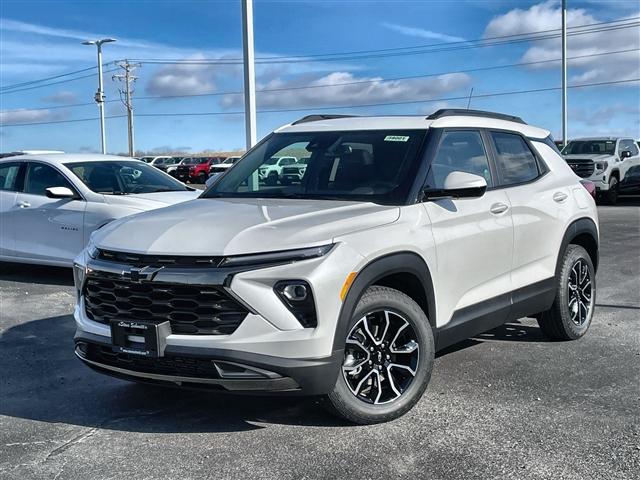 new 2025 Chevrolet TrailBlazer car, priced at $32,720