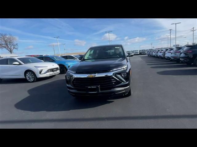 new 2025 Chevrolet TrailBlazer car, priced at $23,768