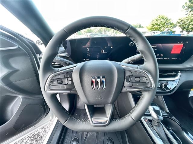 new 2025 Buick Envista car, priced at $25,887