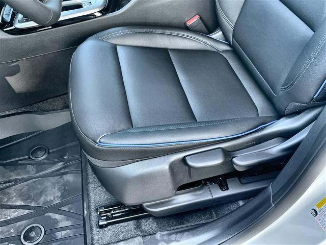 new 2025 Buick Envista car, priced at $25,887