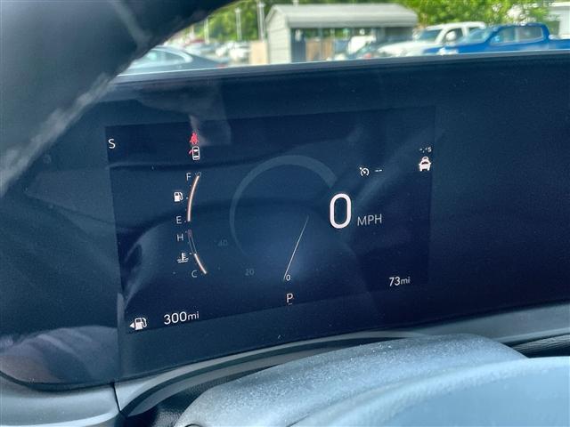new 2025 Buick Envista car, priced at $25,887