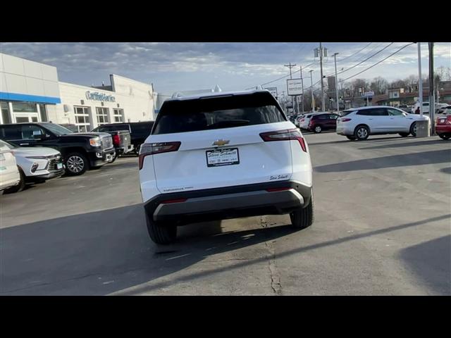 new 2025 Chevrolet Equinox car, priced at $33,645