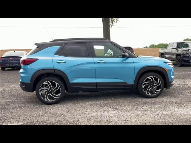 new 2025 Chevrolet TrailBlazer car, priced at $29,516