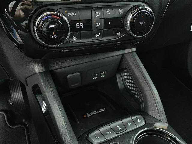 new 2025 Chevrolet TrailBlazer car, priced at $29,516