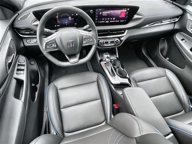 new 2025 Buick Envista car, priced at $28,471