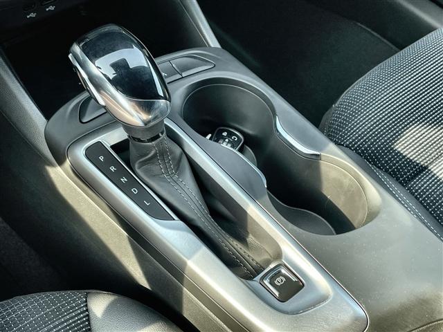 new 2025 Buick Envista car, priced at $25,884