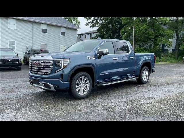 new 2025 GMC Sierra 1500 car, priced at $61,595