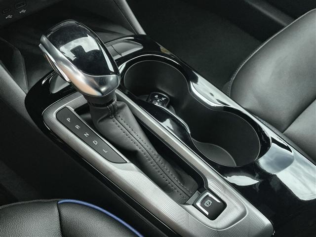 new 2025 Buick Envista car, priced at $27,089
