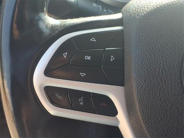 used 2018 Jeep Cherokee car, priced at $11,995