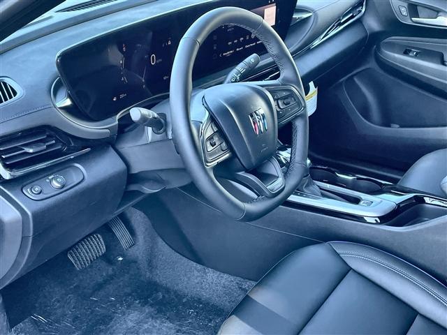 new 2025 Buick Envista car, priced at $29,004
