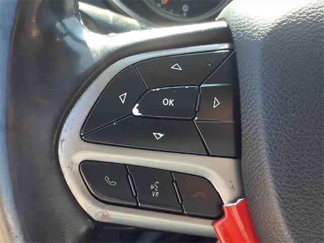 used 2019 Jeep Cherokee car, priced at $13,995