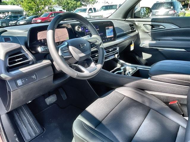 new 2025 Chevrolet Traverse car, priced at $44,993