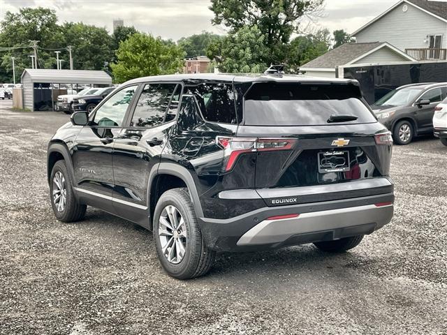 new 2026 Chevrolet Equinox car, priced at $31,407