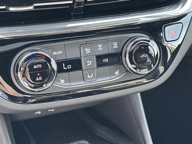 new 2025 Buick Envista car, priced at $29,246