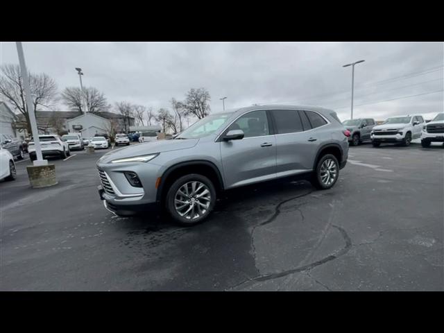 new 2025 Buick Enclave car, priced at $44,582