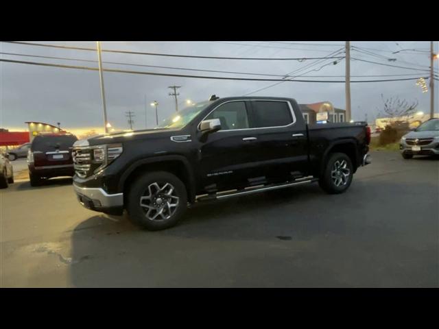 new 2025 GMC Sierra 1500 car, priced at $62,700