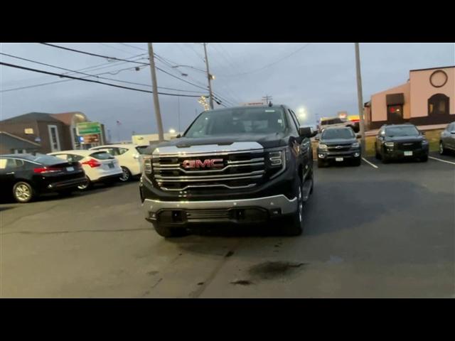 new 2025 GMC Sierra 1500 car, priced at $62,700