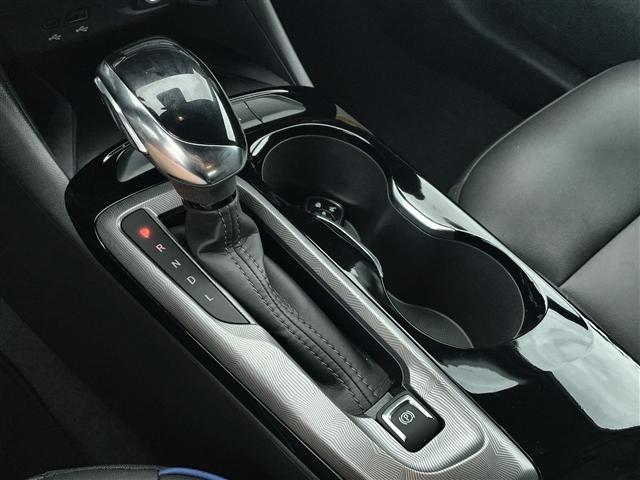 new 2025 Buick Envista car, priced at $27,385