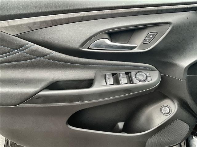 new 2025 Buick Envista car, priced at $27,385