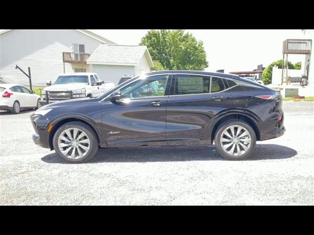 new 2025 Buick Envista car, priced at $30,394