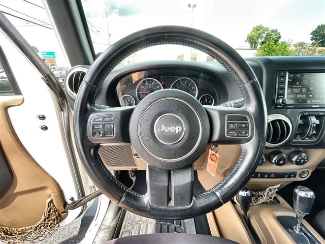 used 2013 Jeep Wrangler Unlimited car, priced at $18,595