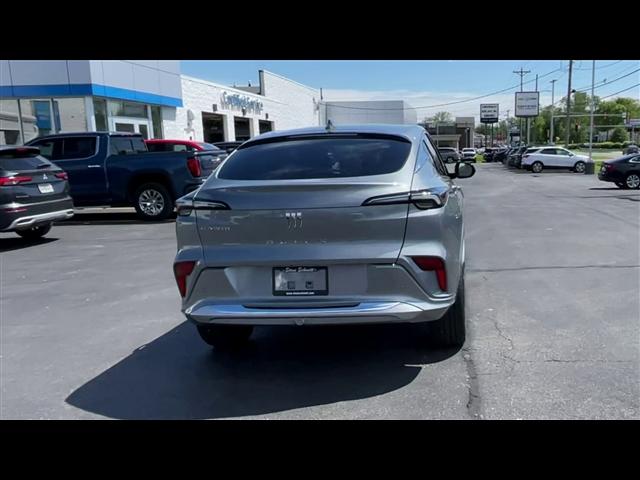 new 2025 Buick Envista car, priced at $31,560