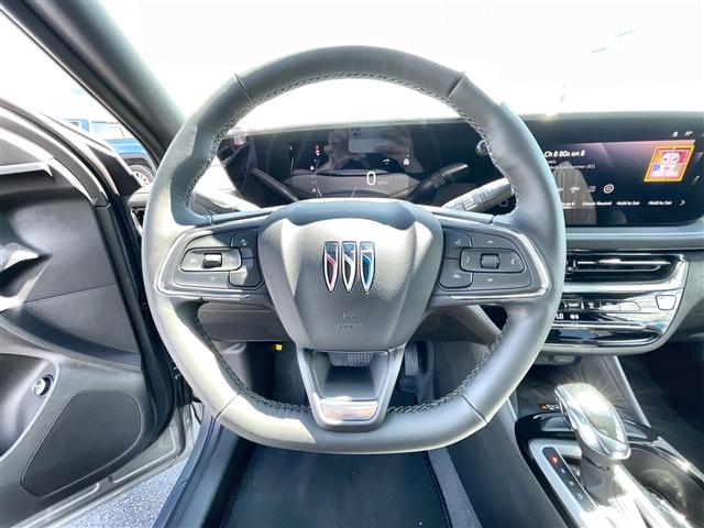 new 2025 Buick Envista car, priced at $31,560