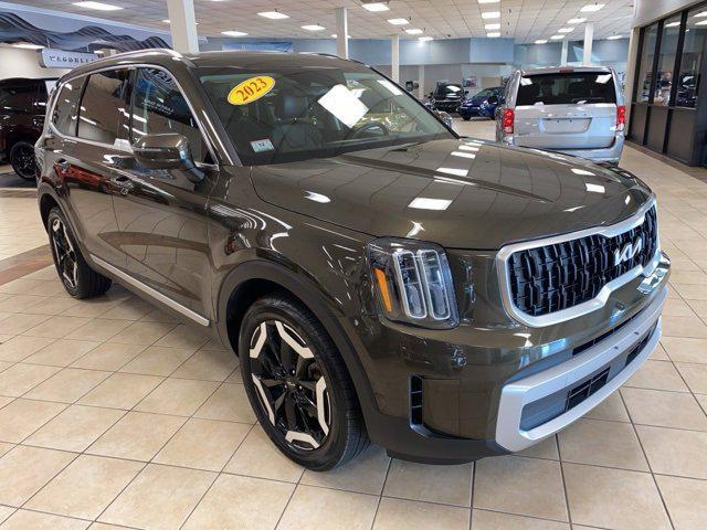 used 2023 Kia Telluride car, priced at $39,990