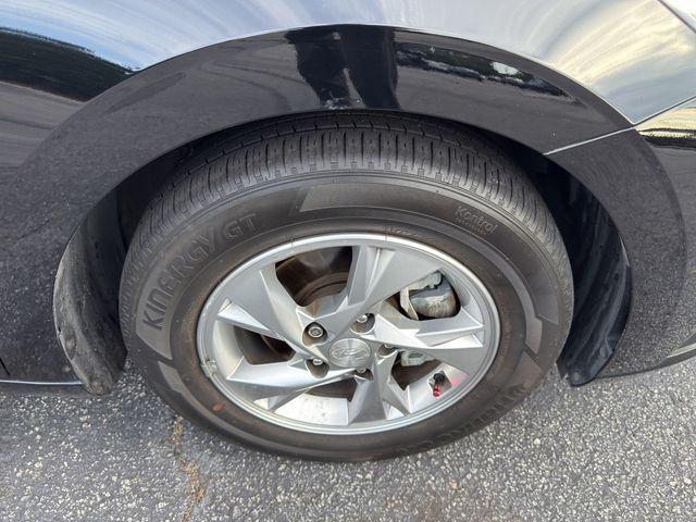 used 2023 Hyundai Elantra car, priced at $18,992
