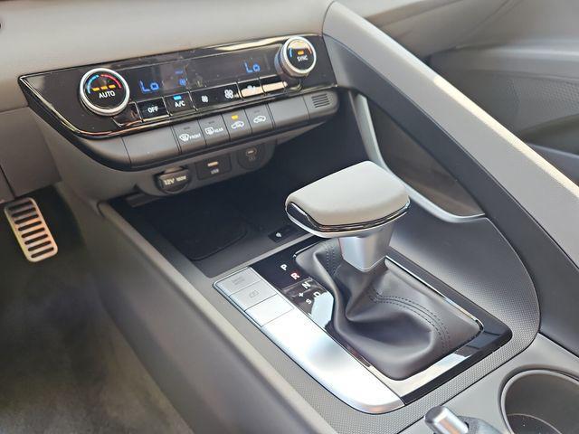new 2025 Hyundai Elantra car, priced at $24,315