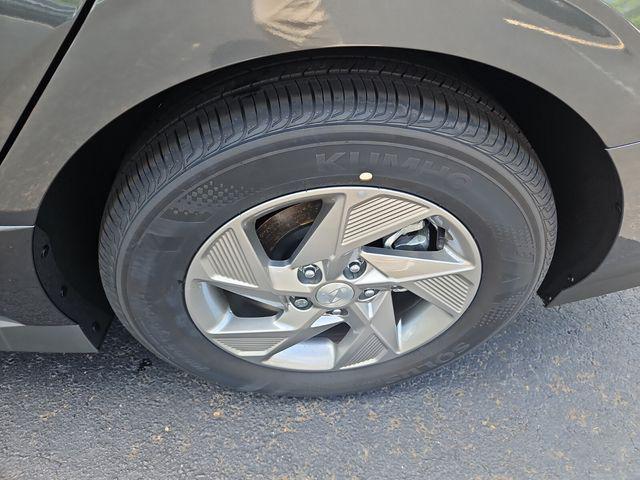 new 2025 Hyundai Sonata car, priced at $27,495